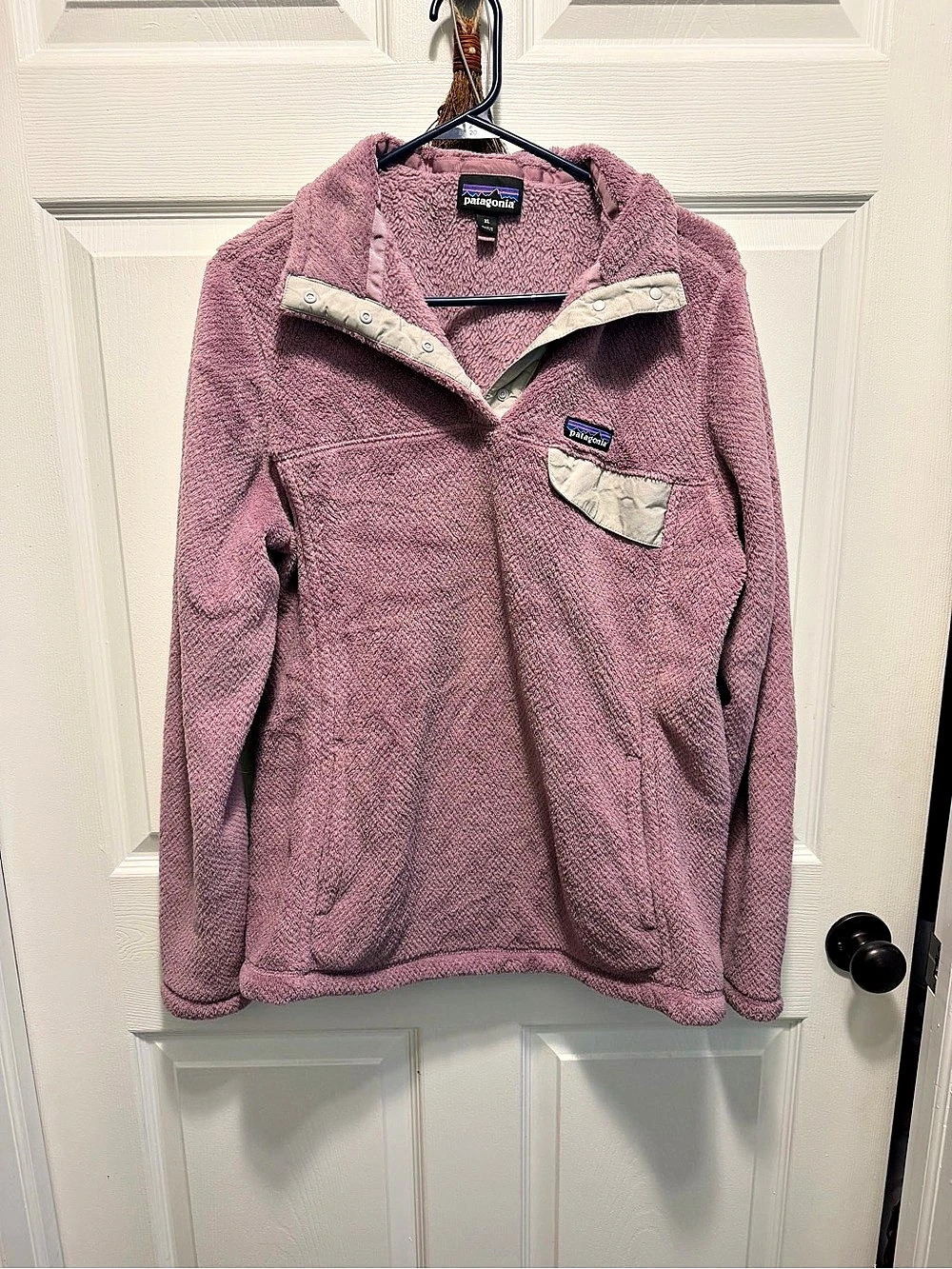 Patagonia Women's Pullover- XL